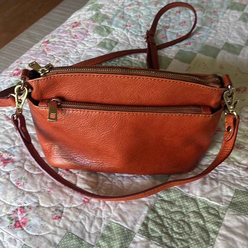 Divina Firenze Genuine Leather Bag- NOT vegan leather
